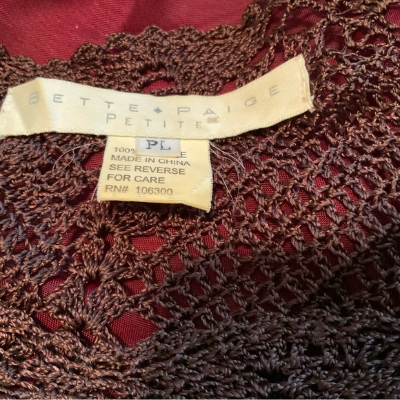 BETTE PAIGE chocolate brown Crochet Top size PL - Picture 8 of 9